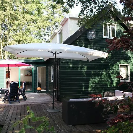 Holiday De Zuwe - Loosdrecht Holiday home *