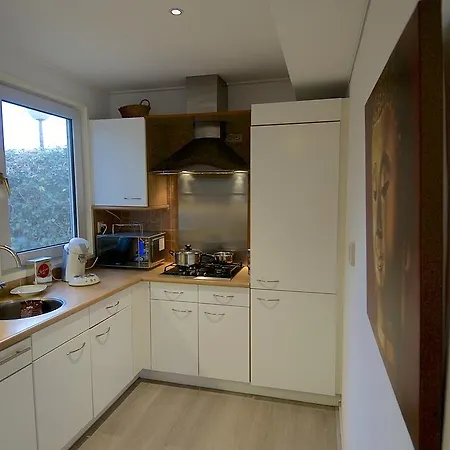 Holiday home Holiday De Zuwe - Loosdrecht Kortenhoef